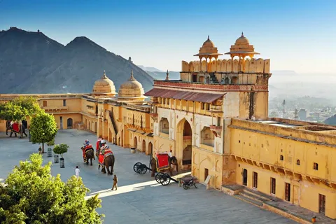 A Simple Way to Explore Jaipur at Your Own Pace